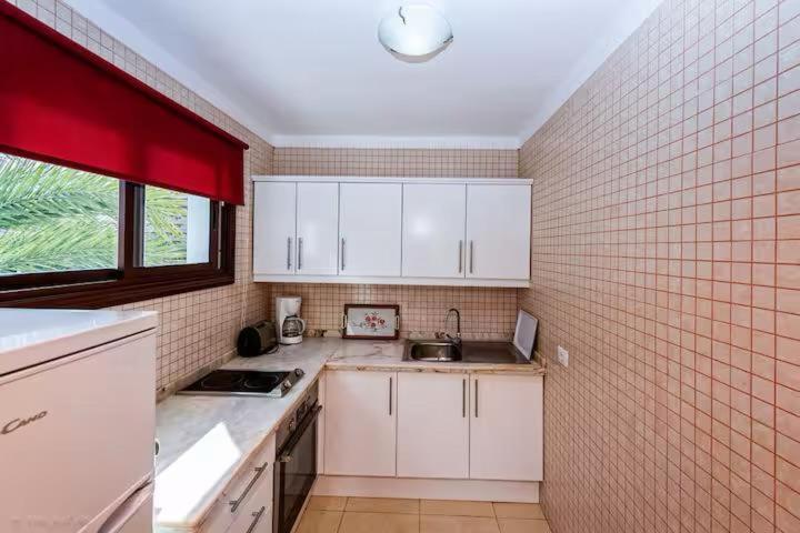 Apartment In Playa De Las Americas 1 Room photo